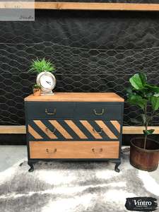 Inspiration Portfolio: Oak Lowboy