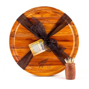 Round Boards: Round Board, 280mm with Engraved Icons and Juice Groove