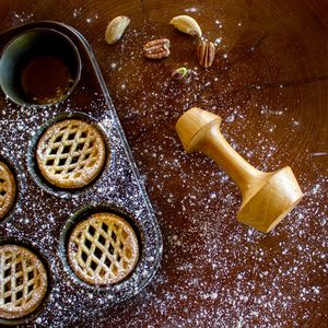 Utensils: Pastry Tamper