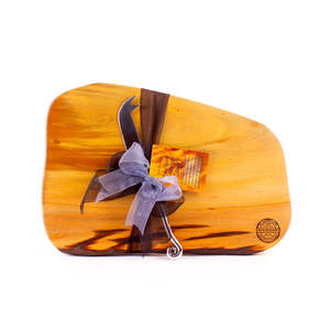 Ancient Kauri Rustic Natural Edge Board and Knife Set 957