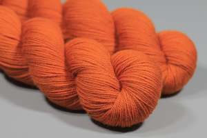 Goldfish | Hand Dyed 100% Merino Yarn from New Zealand | 100g