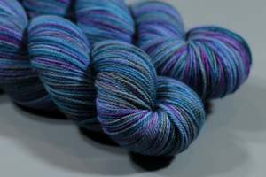 Peacock's Feathers | Hand Dyed 100% Merino Yarn from New Zealand | 100g