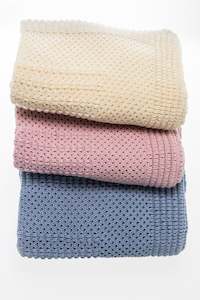 Merino Knitwear 2: Fine Merino Wool Babies Cot Blanket - Cream