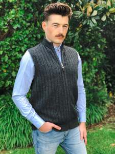 Mens Collection: MEN'S RIB ZIP VEST