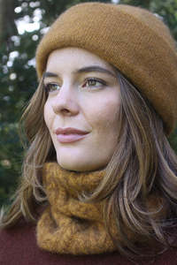 Accessories: CABLE NECK GAITER & HEADBAND