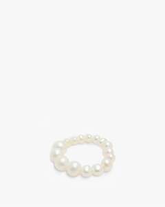 Jewellery: Pearl Ring
