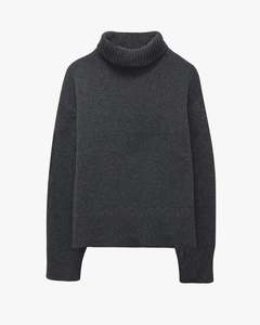 Omaira Sweater
