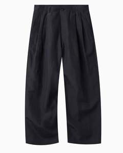 Coor: Classic Oversized Two Tuck Trousers
