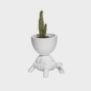 Qeeboo: Qeeboo Turtle Carry XS Planter