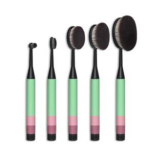 Skin Garment Oral Care: Otis Batterbee - Precision Brush Set Verde Green