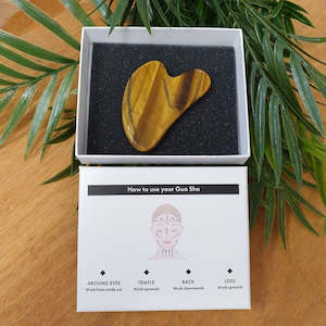 Face Roller And Gua Sha: Heart 'Gua-Sha' Plate - Tiger Eye