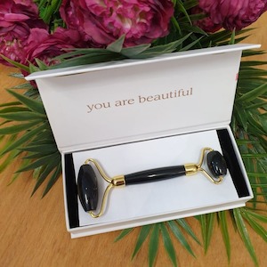 Face Roller And Gua Sha: Crystal Face Roller-Obsidion