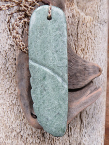 Products: Hokitika River Auhunga Jade Maripi-Niho Pendant Woven Stone Jade