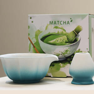 Matcha Bowl: Embossed Gradient White-Blue Matcha Set 2 Pieces