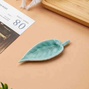 No.2 Celadon Leaf Chopstick Rest