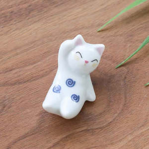 Chopstick Accessories: Japanese Cute Cat Chopstick Rest