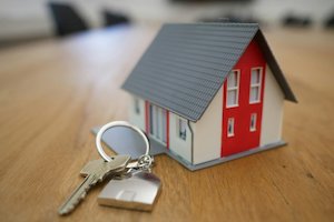 Mortgage Advice: Reasons Why You Should Use a Mortgage Adviser