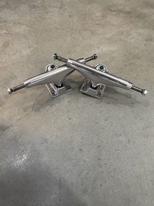 Products: Thunder Truck 147 Polished Hollow II pair