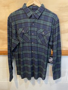 Products: Santa Cruz Flannel Button Up Green Black