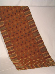 Contempo: Runner, Square ended