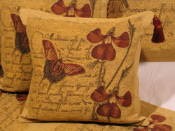 Bellamy: Tassel Lounge PAPILLON