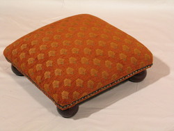 Margeaux: F1 Footstool
