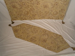 Sissinghurst: Runner