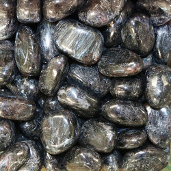 Tumbles by Weight: Arfvedsonite Tumble