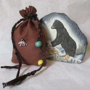Sachets And Spell Pouches: Bear Totem Sachet