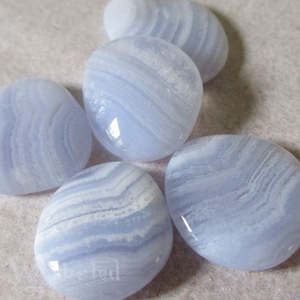Tumbled A M: Blue Lace Agate 2-4 gm