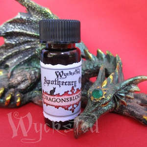 Familiars: Dragons Blood Oyle Blend 10ml
