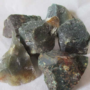 Crystals And Gemstones: Bloodstone Rough 22-24gm