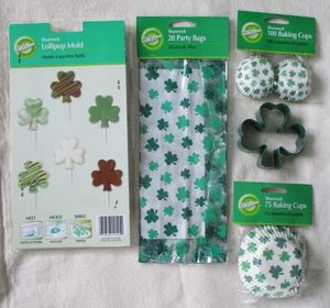 Shamrock Wilton Bakeware x 5 - Clearance Stuff