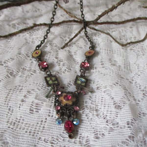 Past Life Collectibles: Necklace Costume Jewellery #2 - Preloved