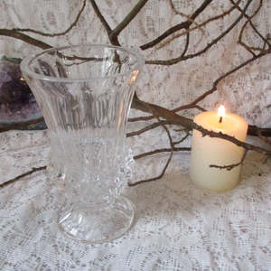 Past Life Collectibles: Lead Crystal Bud Vase 10cm - Preloved