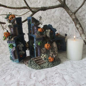 Haunted House 3 - Preloved