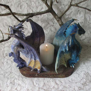 Double Dragon Holder - Preloved