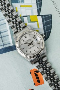 Rolex: Rolex Lady-Datejust Ref. 79174 ‘Silver Stick’ Dial 2001 w/ Box & Papers