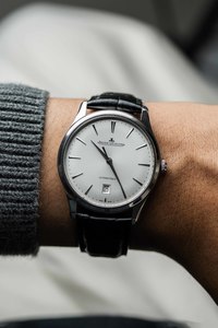 Under 1 000: Jaeger-LeCoultre Master Thin Date Ref. Q1238420 2024 w/ Box & Papers
