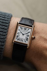 Cartier Tank Louis LM, Rose Gold Ref. WGTA0011 2024 w/ Box & Papers