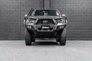 DEFENDER 4X4 Triple Loop Bull-Bar to suit 2015 – 2020 Toyota Hilux