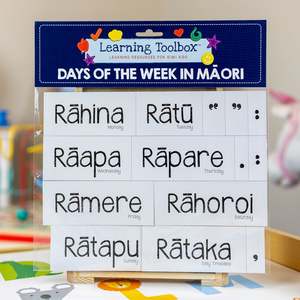 Maori Educational Resources: Magnetic NZ Māori Days of Week 14pc