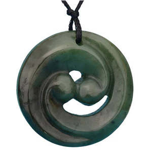 Pounamu Carvings: Pounamu Closed Spiral Koru Pendant