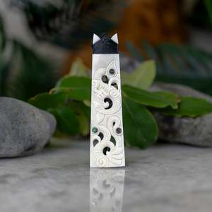 Bone Pendants: Bone Toki with Manaia Pendant