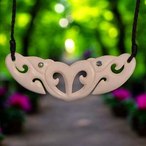 Bone Pendants: Bone Manaia Heart Pendant