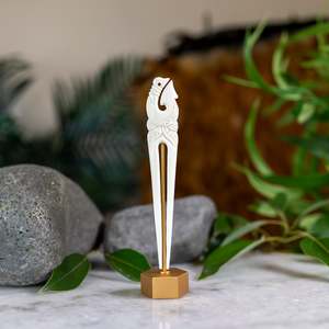 Bone Heru Comb: SM Bone Hook Heru