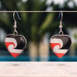 Homeware Giftware: Māori Flag Resin Heart Drop Earrings