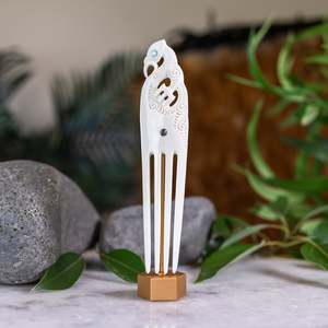 Bone Heru Comb: XL Left Facing Bone Manaia Heru