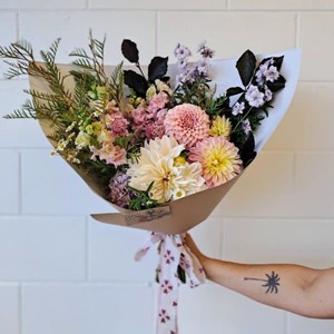 Products: Valentine’s Day Fresh Bouquets