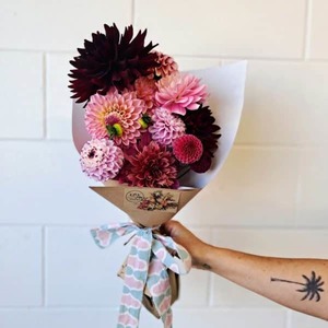 Products: Dahlia Bouquet